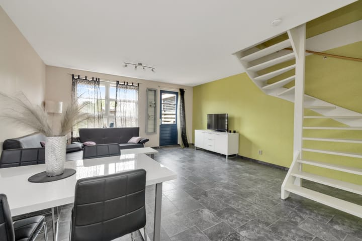 Tussenwoning te koop: Molensingel 18, Wieringerwaard