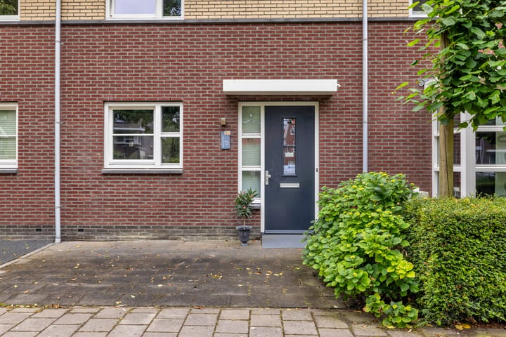 Tussenwoning te koop: Molensingel 18, Wieringerwaard