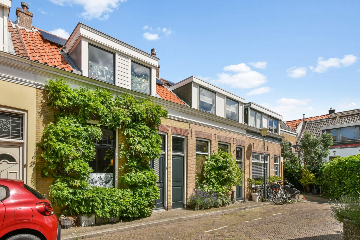 Photo 4 of Oranjestraat 19