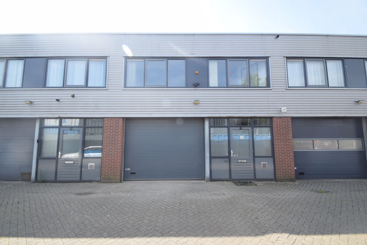View photo 1 of Staalstraat 157