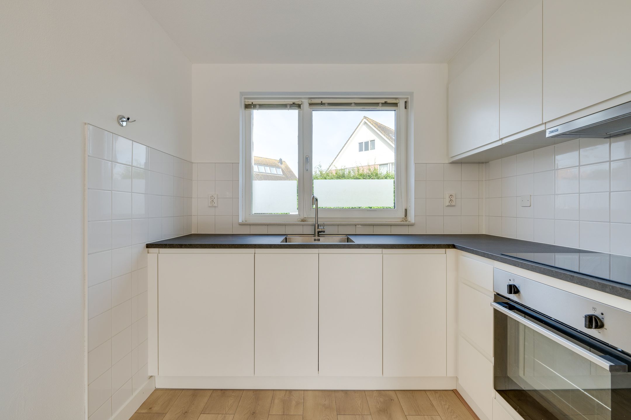 Photo 15 of Prof. Willem Schermerhornstraat 12