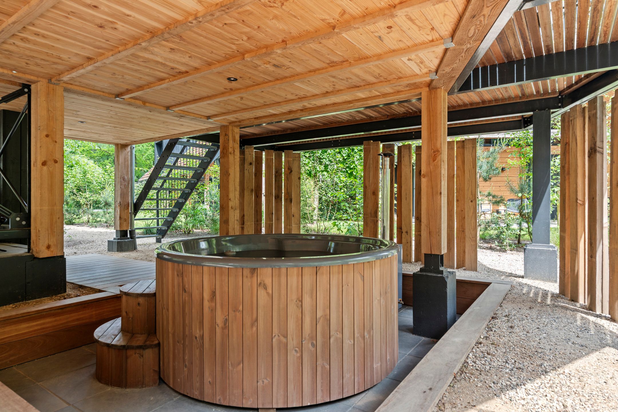 2-bedroom freehold villa in Wekerom — photo 4 of 5
