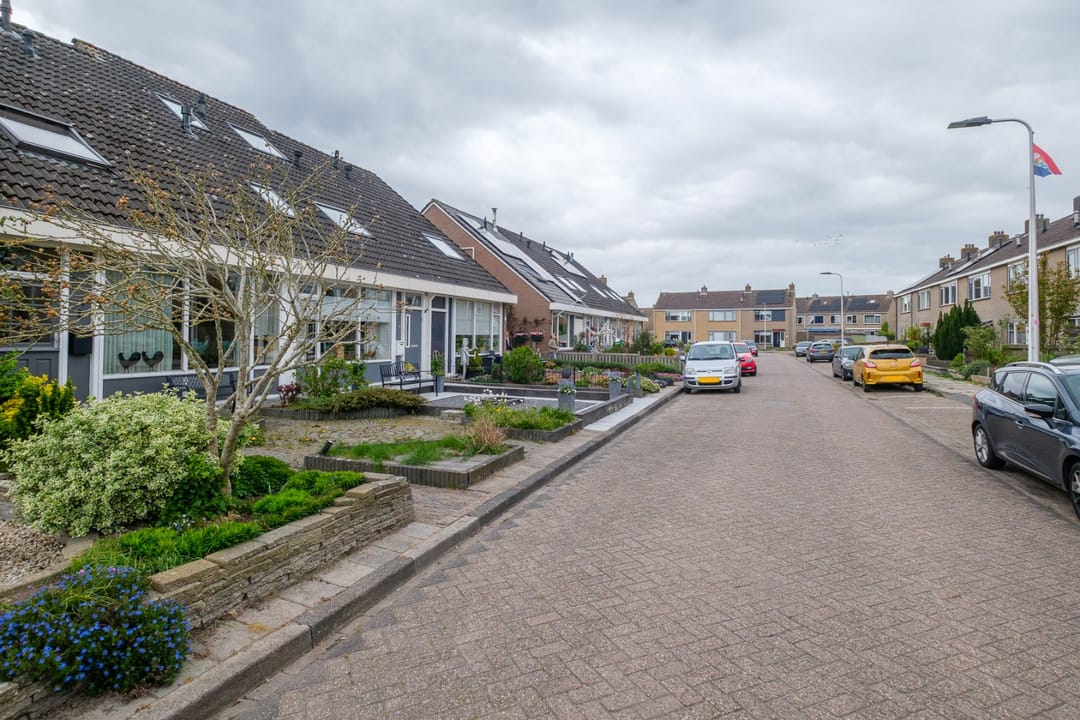 Photo 46 of Van Ommenstraat 22