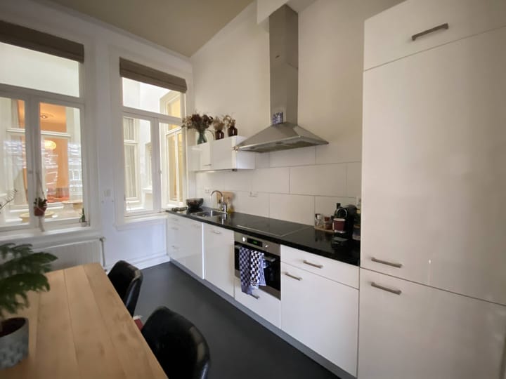 Appartement te huur: Oudegracht 127-2, Utrecht