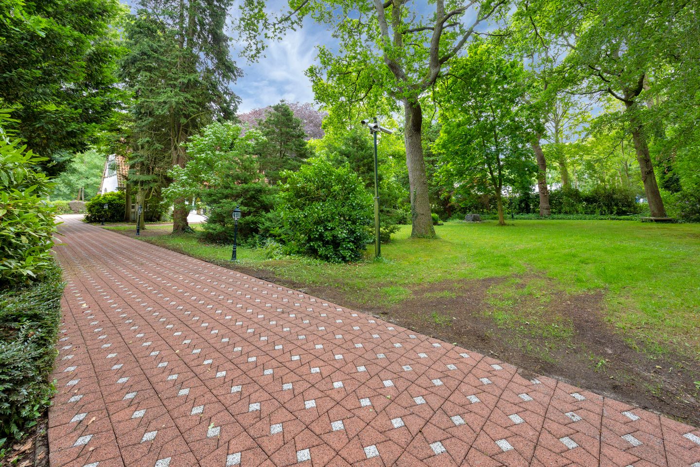 Photo 5 of Van Bronckhorstlaan 12