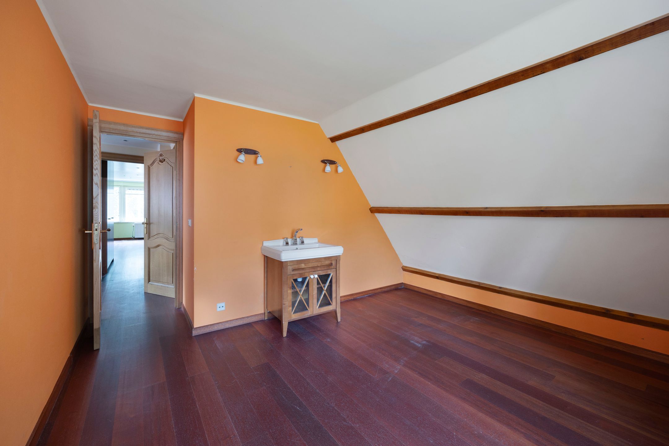 Photo 36 of Van Bronckhorstlaan 12