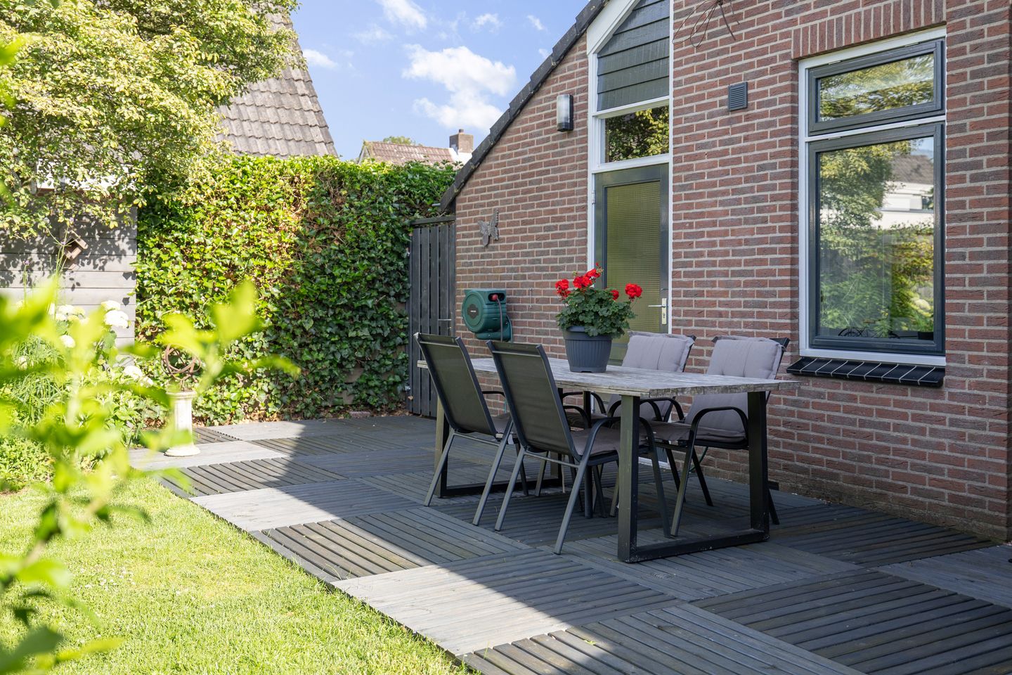 Photo 10 of Van Ekelenburgstraat 36