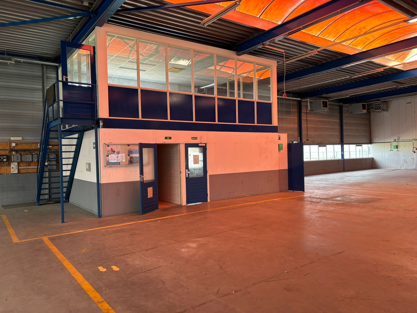 View photo 4 of Constructieweg 49
