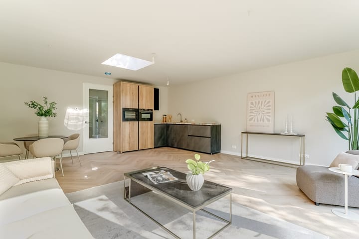 Hoekwoning te koop: Meeuwstraat 78, Purmerend