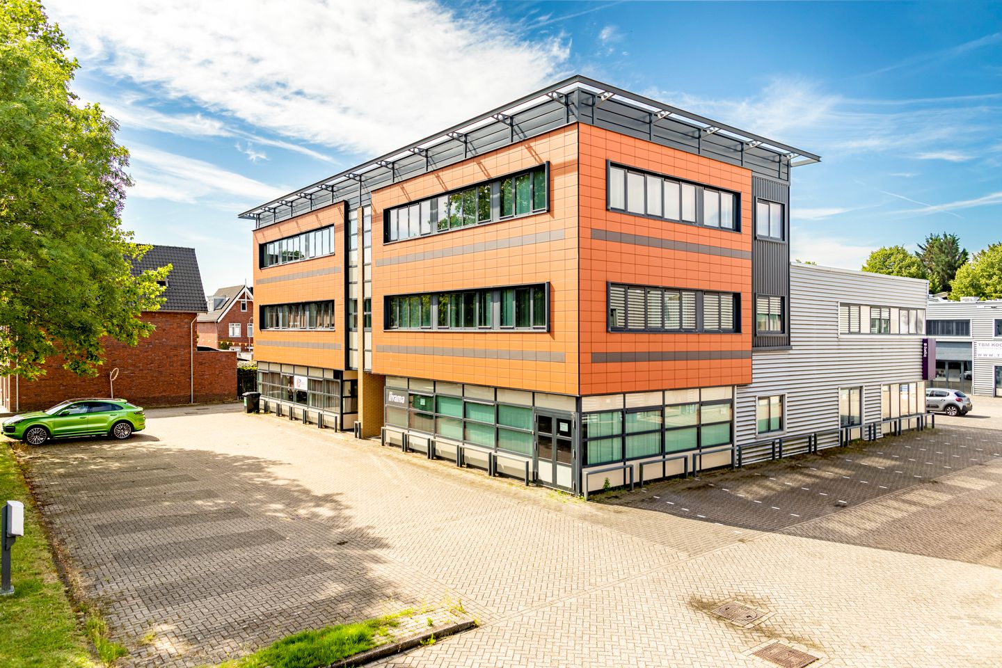 View photo 1 of Wijkermeerstraat 8-10