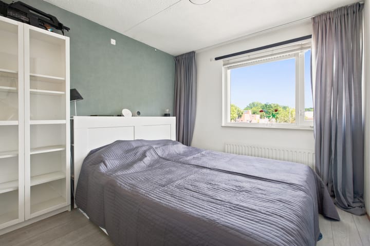 Photo 4 of Terneuzenstraat 109