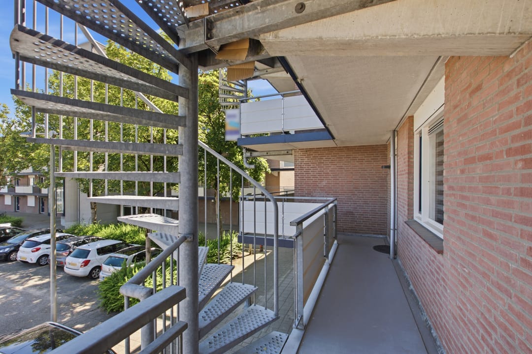 Photo 32 of Terneuzenstraat 109
