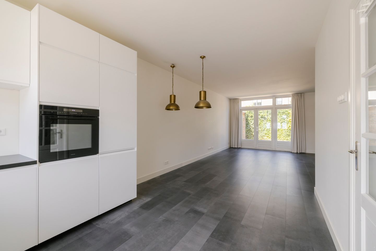 Photo 14 of Rembangstraat 27