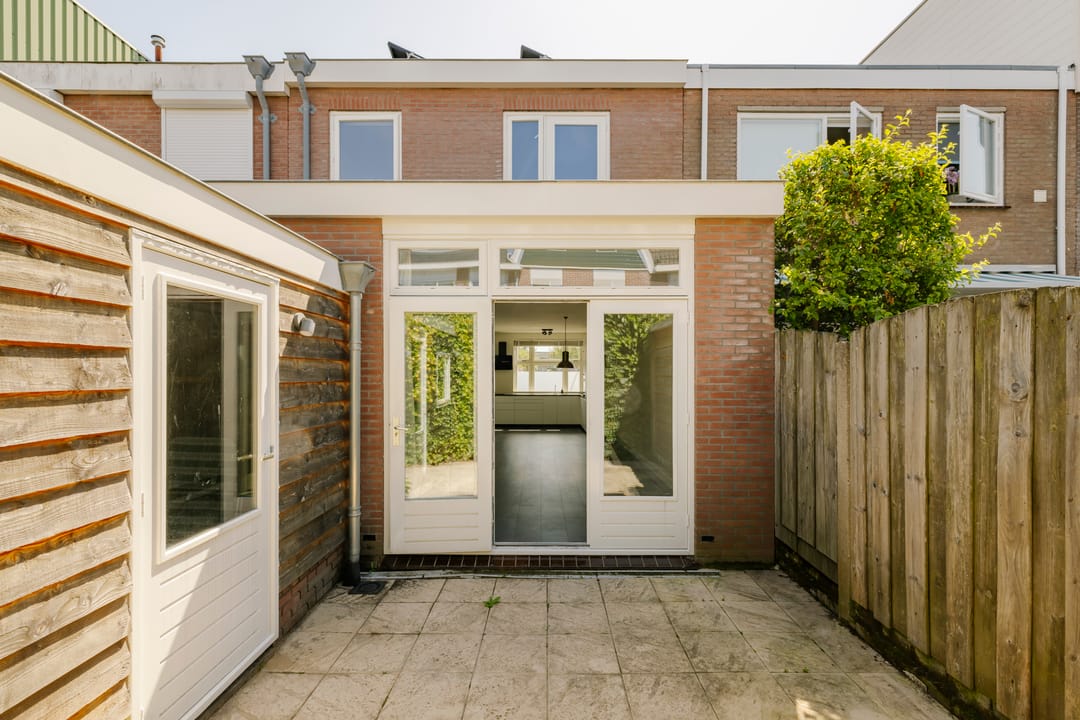 Photo 17 of Rembangstraat 27