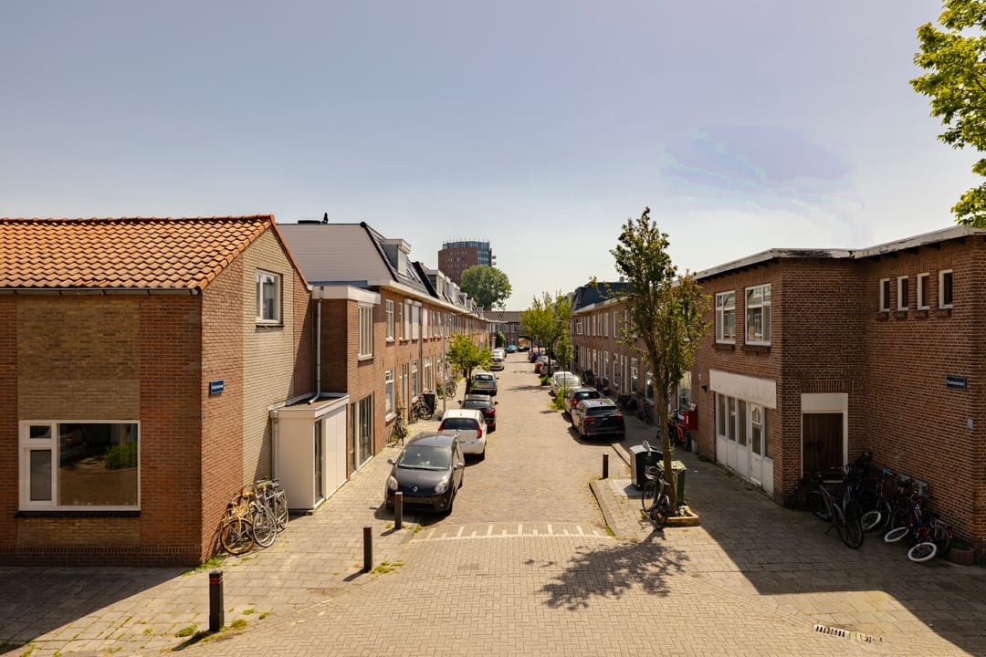 Photo 32 of Rembangstraat 27