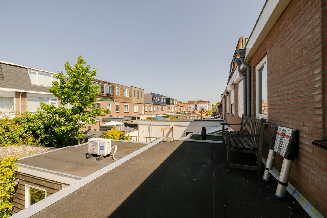 Photo 26 of Rembangstraat 27