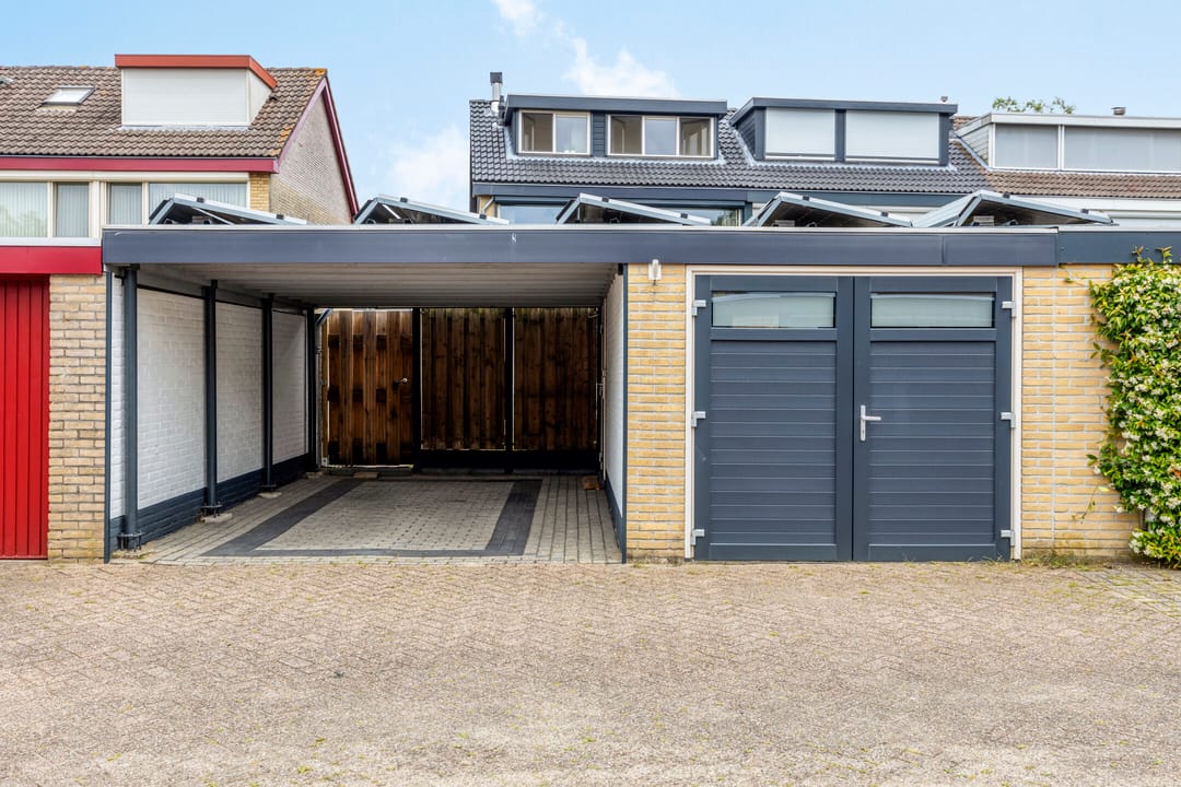 Photo 37 of Poolster 34