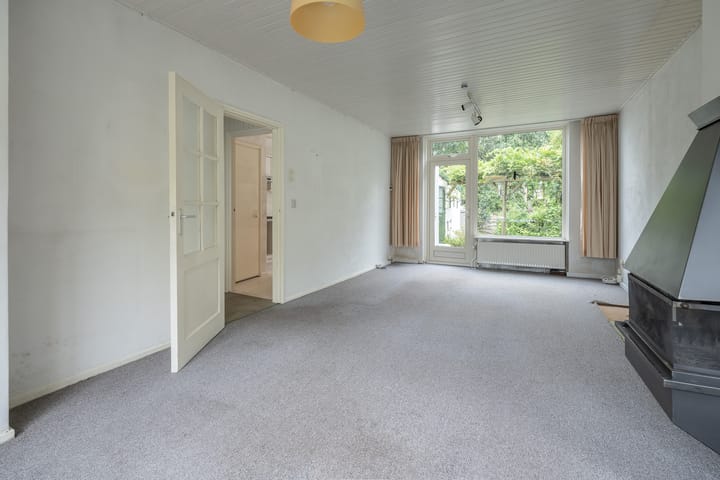 Foto 2 van van Limburg Stirumlaan 69