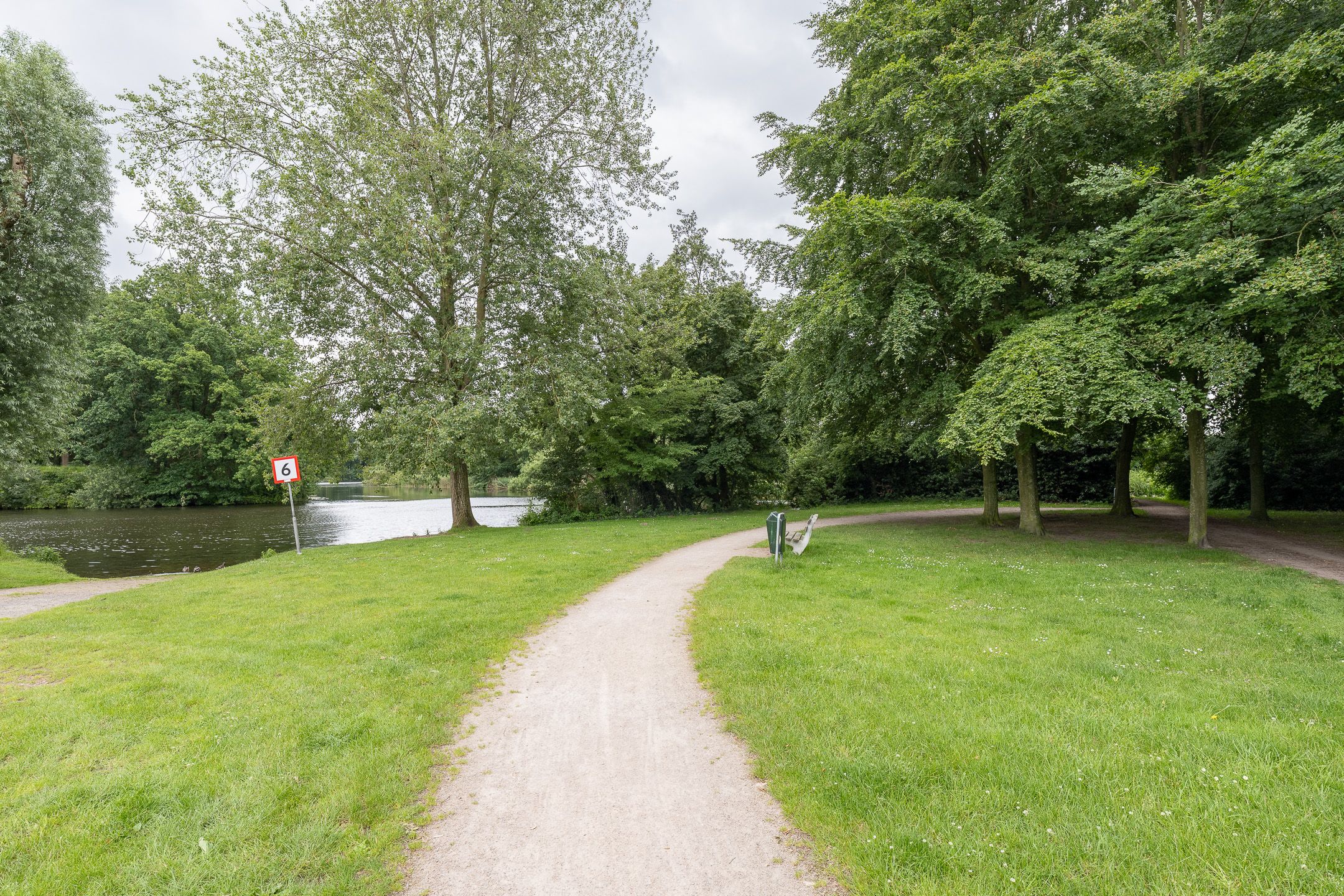 Foto 42 van van Limburg Stirumlaan 69