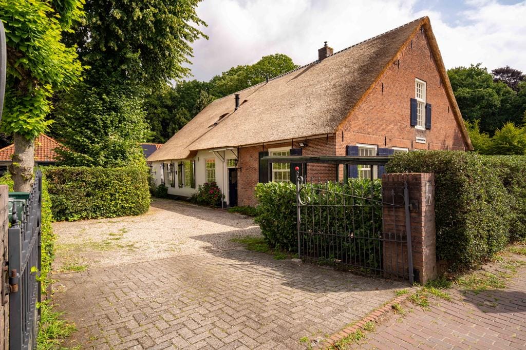 Photo 1 of Eemnesserweg 7