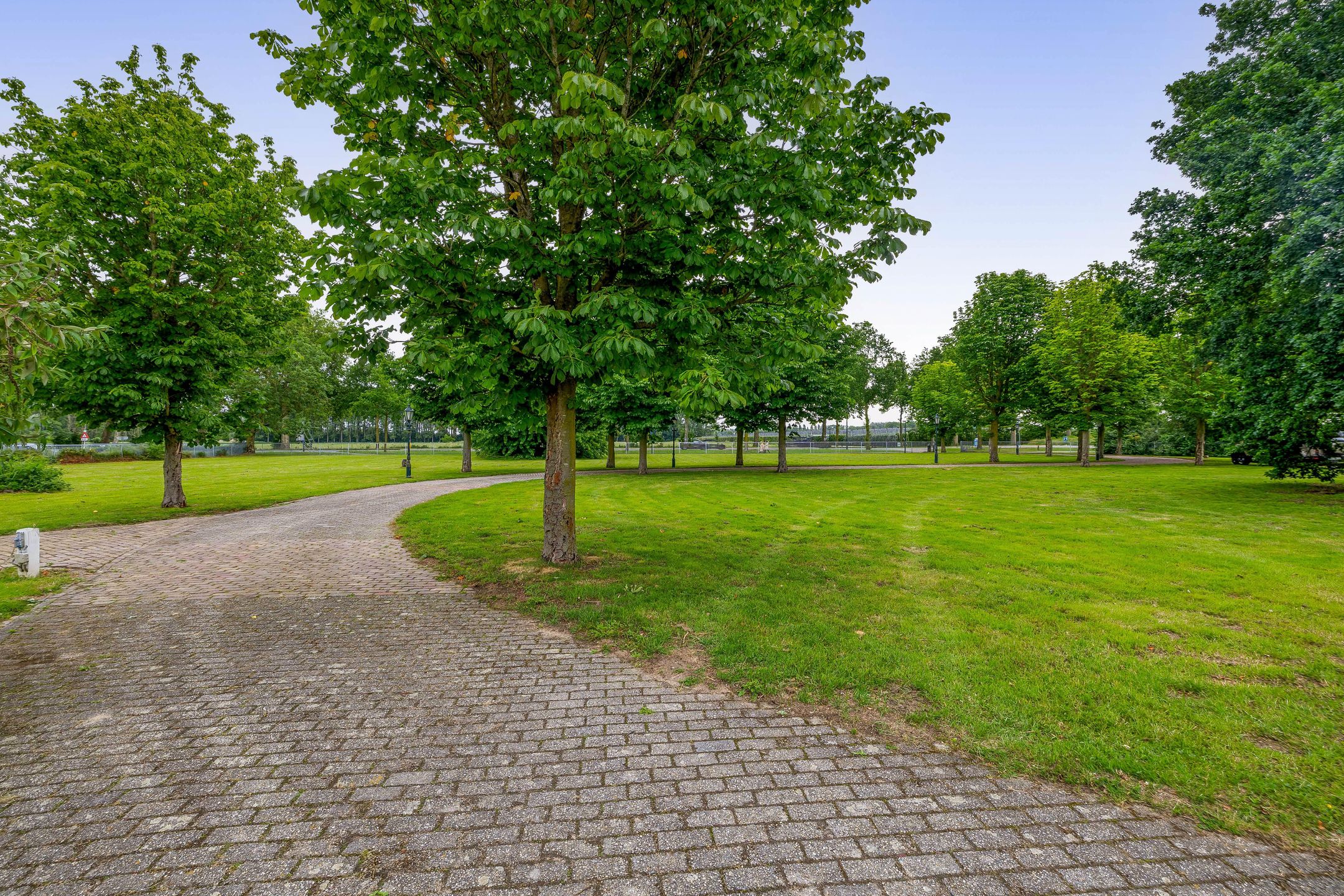 Photo 33 of van Heemstraweg 3