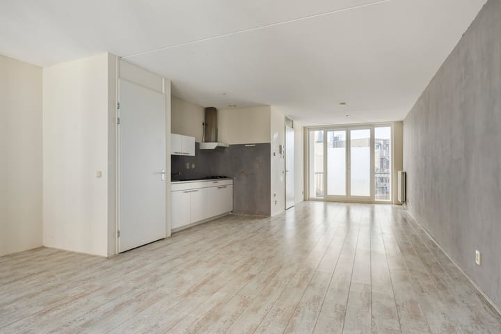 Photo 2 of Mgr vdn Tillaartstraat 40