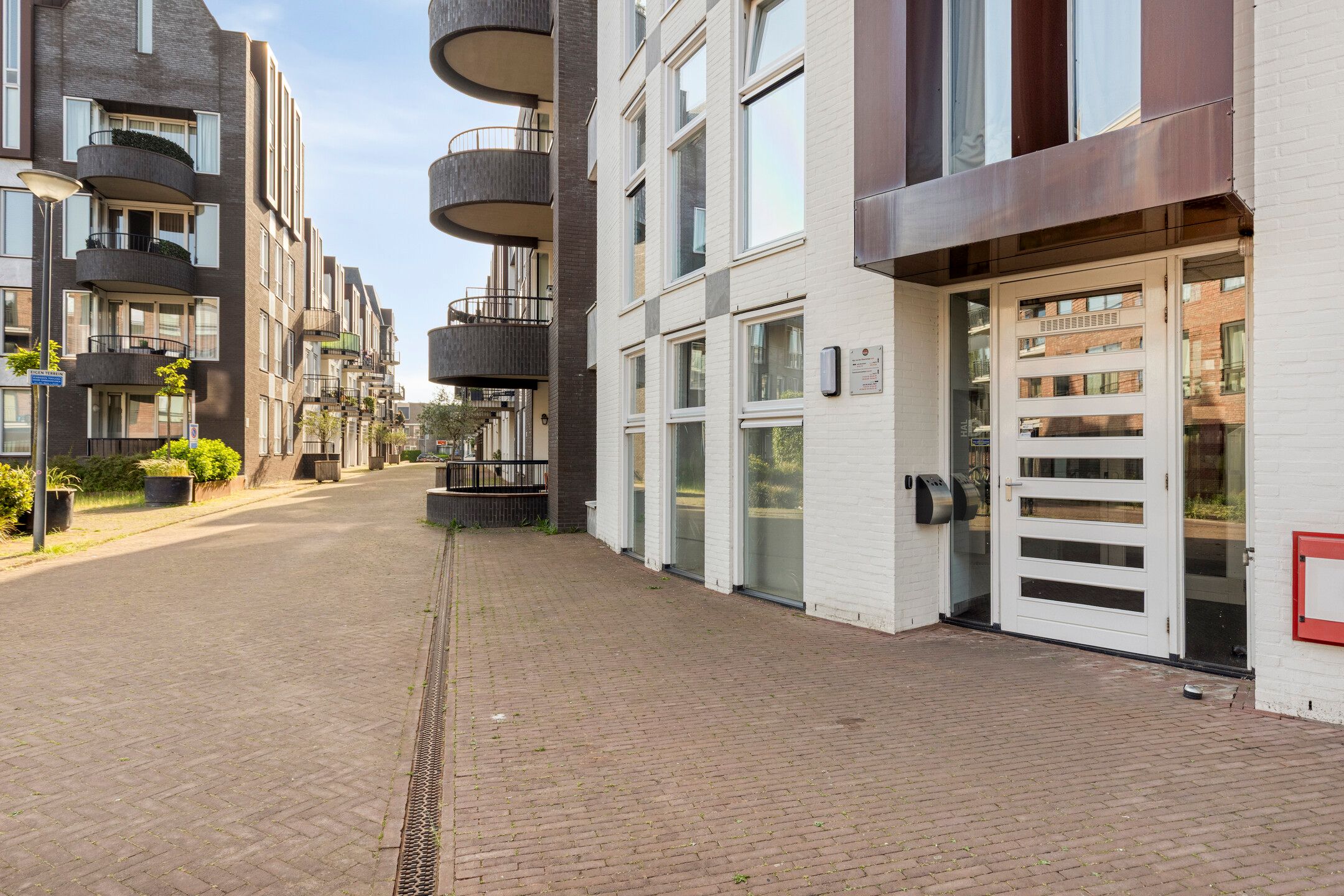 Photo 9 of Mgr vdn Tillaartstraat 40