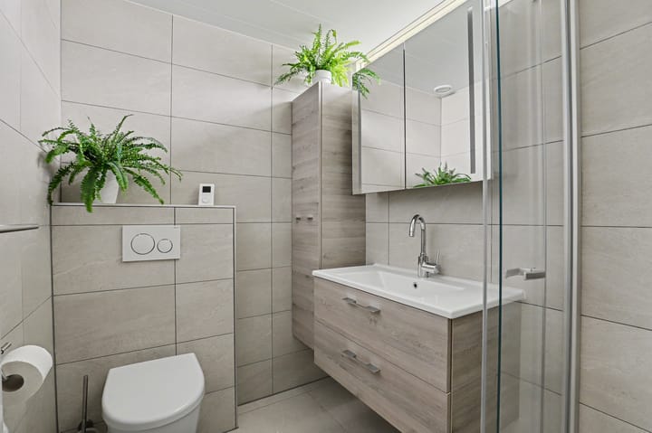 Tussenwoning te koop: Stratosfeerstraat 125, Dordrecht