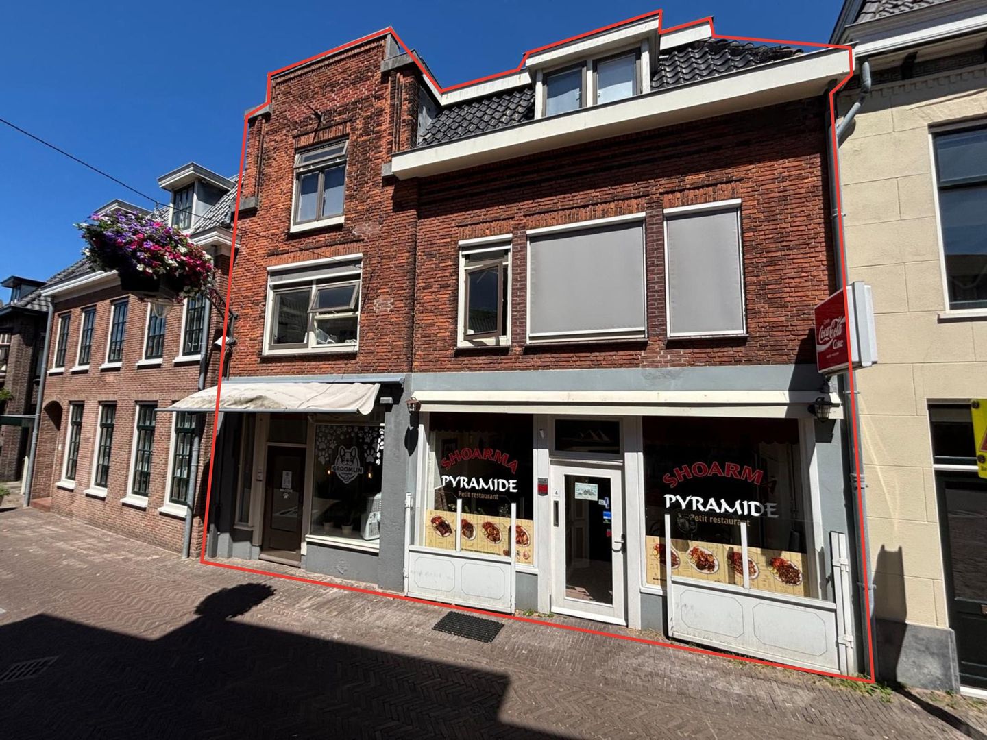 Bekijk foto 1 van Kerkstraat 4