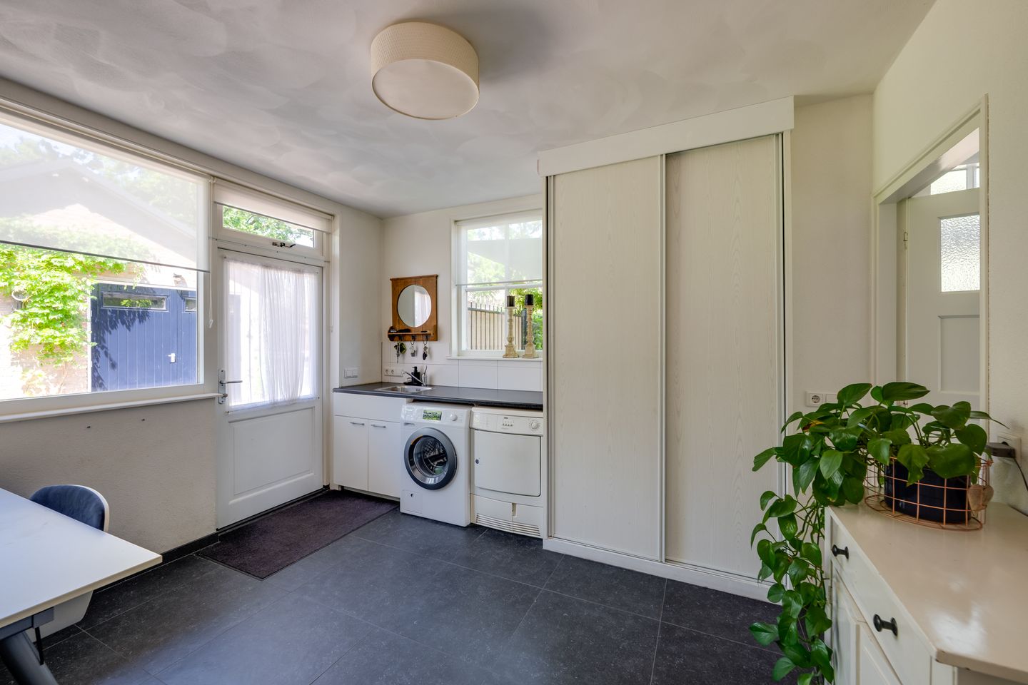 Photo 29 of Slimstraat 32