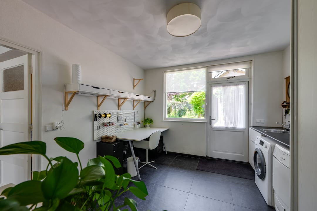 Photo 28 of Slimstraat 32