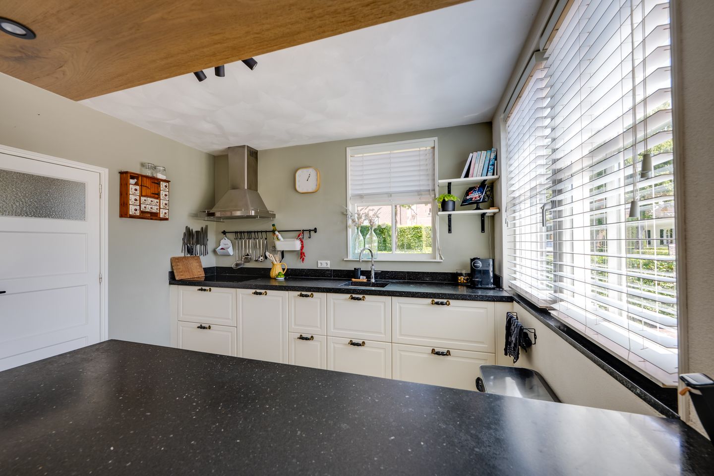 Photo 20 of Slimstraat 32