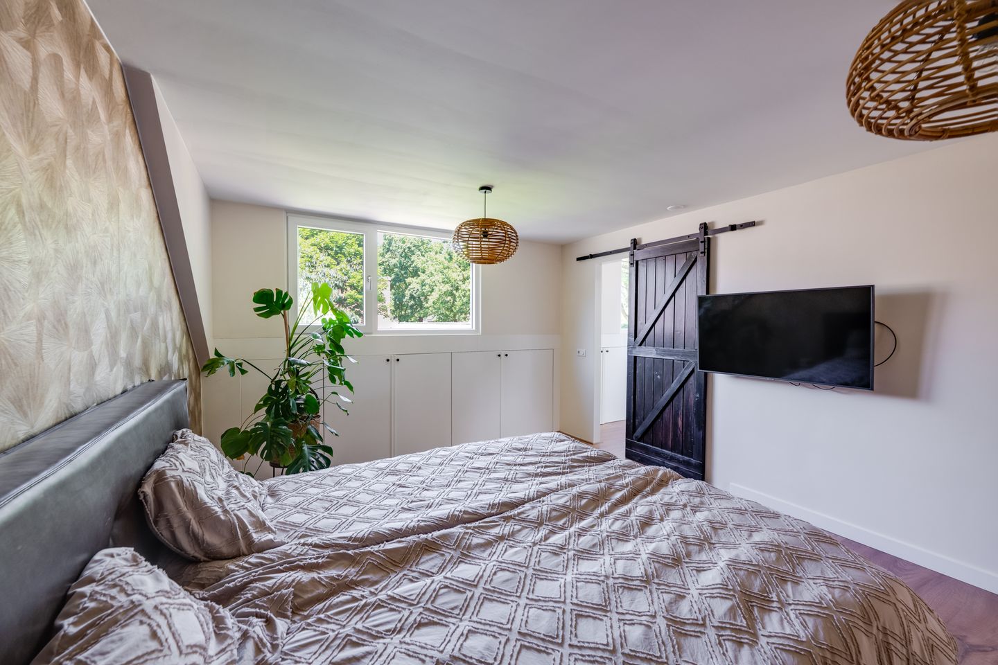 Photo 35 of Slimstraat 32