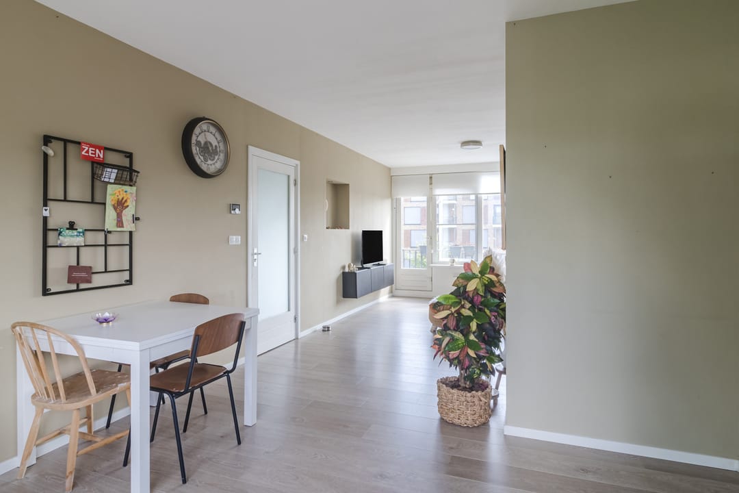 Photo 8 of Charlotte de Bourbonstraat 42
