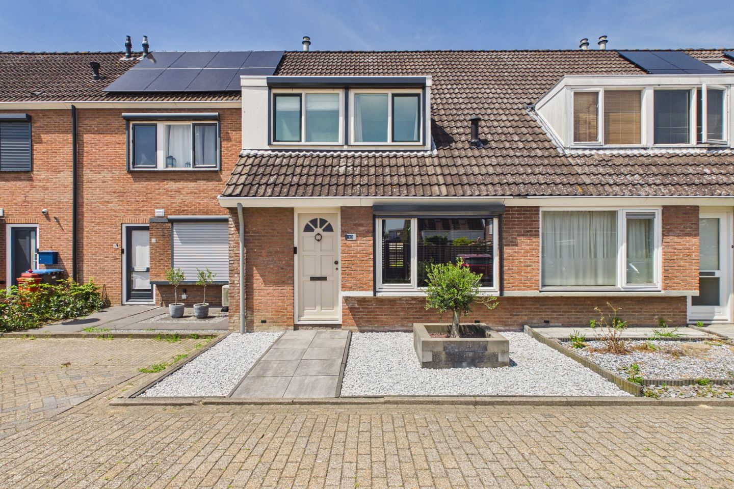 Photo 1 of Frans Halsstraat 19