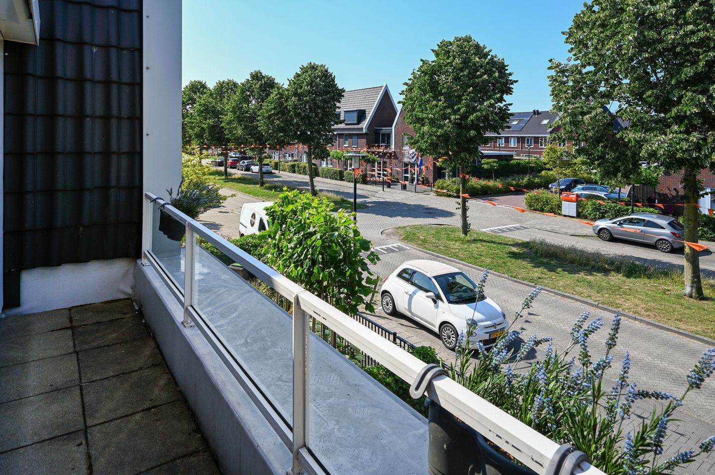 Photo 14 of Midvoordreef 9