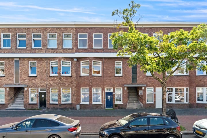 Photo 2 of Van Musschenbroekstraat 124