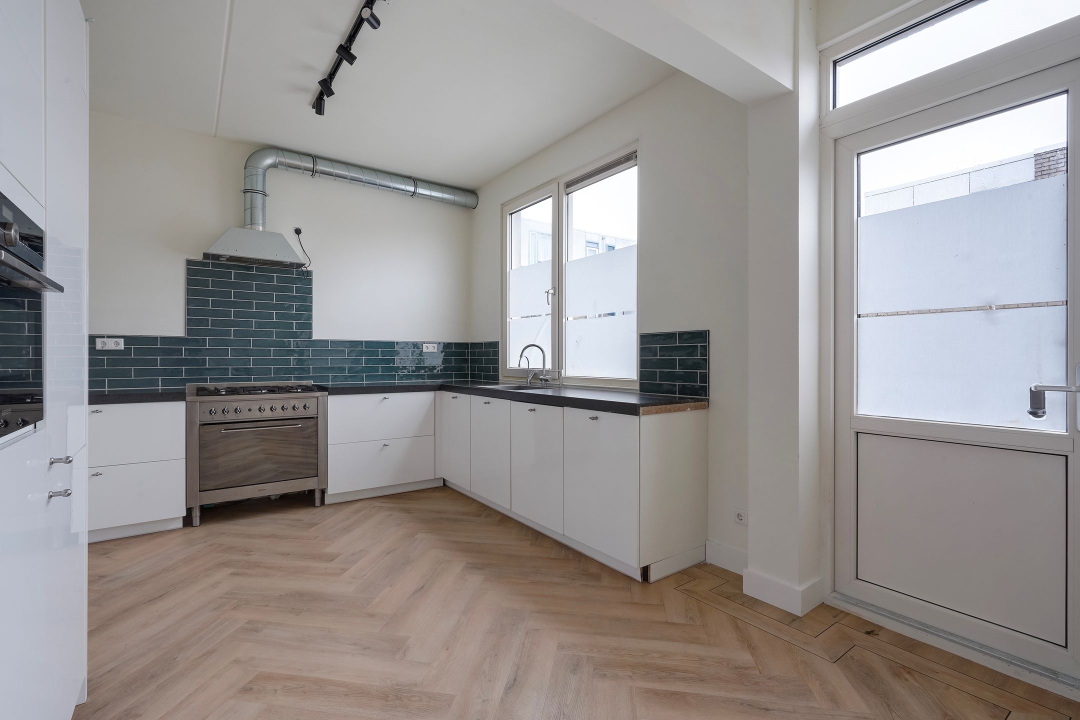 Photo 21 of Van Dijckstraat 84-A