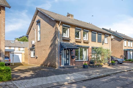 Pastoor van Cruchtenstraat thumbnail