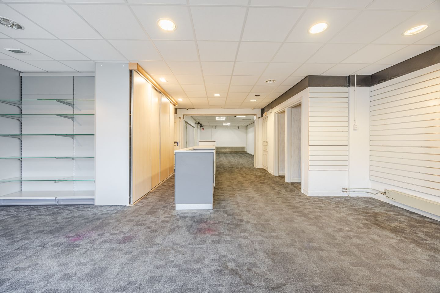 Foto 4 van Pater van den Elsenplein 2