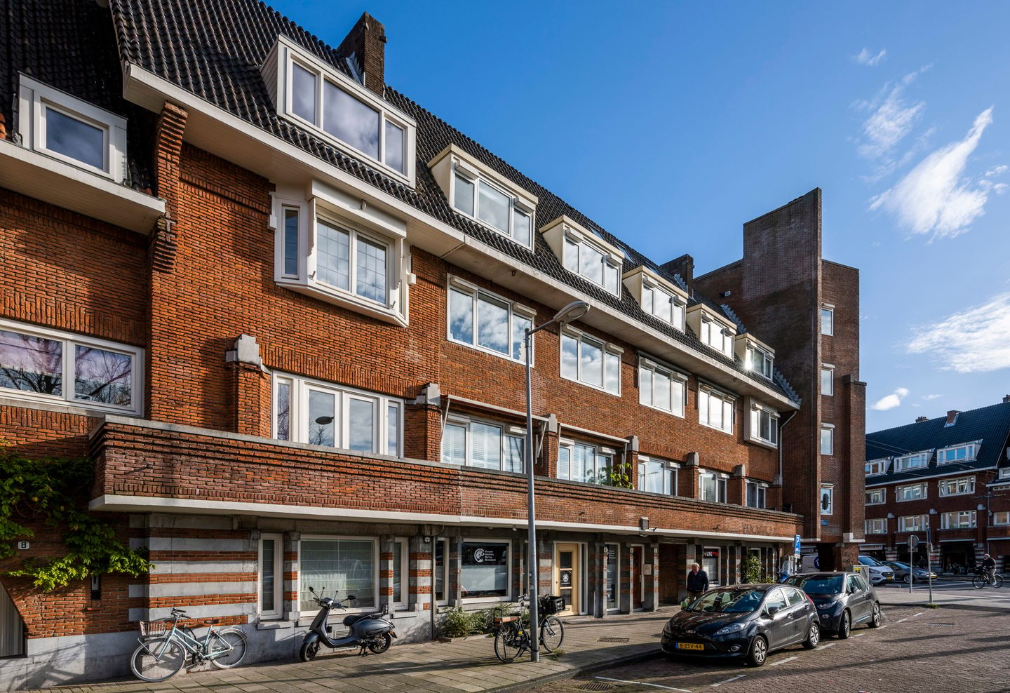 View photo 2 of Surinameplein 6