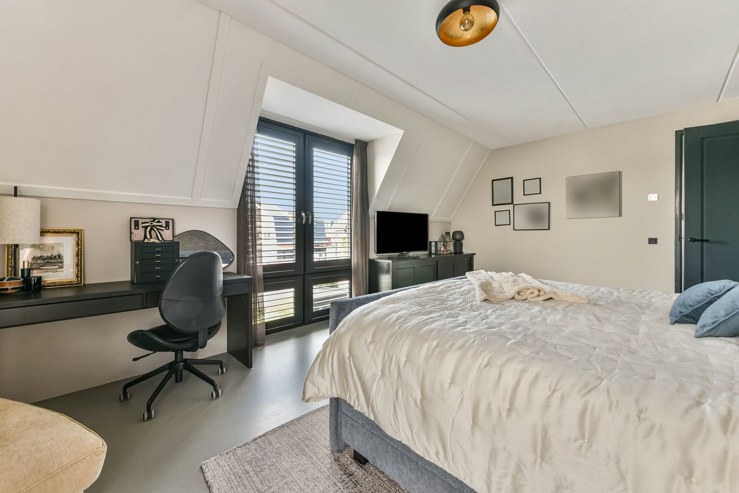 Foto 44 van Zaltbommelstraat 30