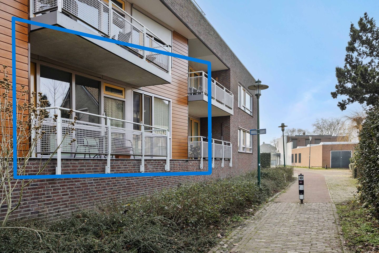 Photo 1 of Visser 11-B