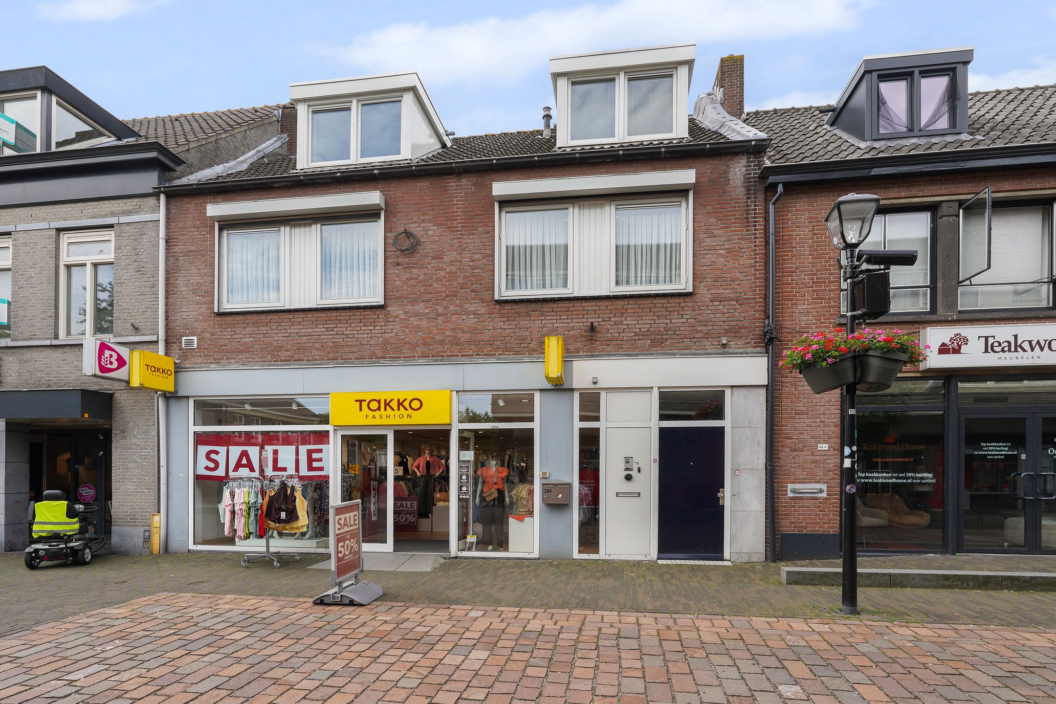 Rechterstraat 38 