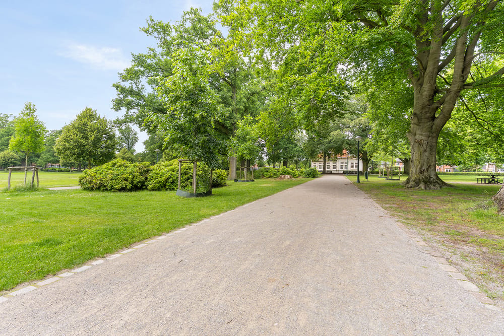 Photo 9 of Walhofstraat 131