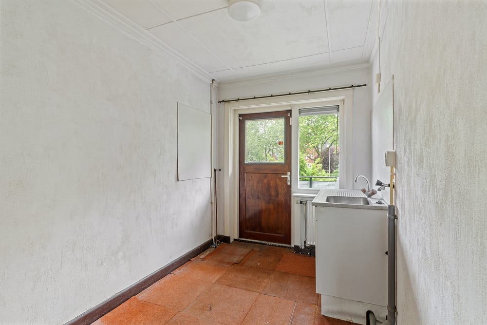 Photo 32 of Walhofstraat 131