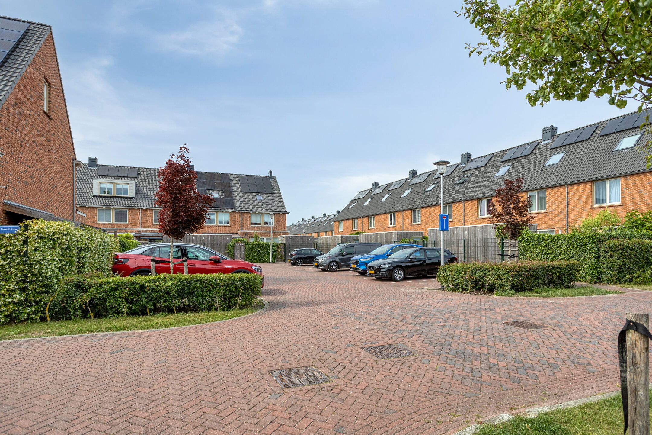 Photo 45 of Caro van Eyckstraat 11
