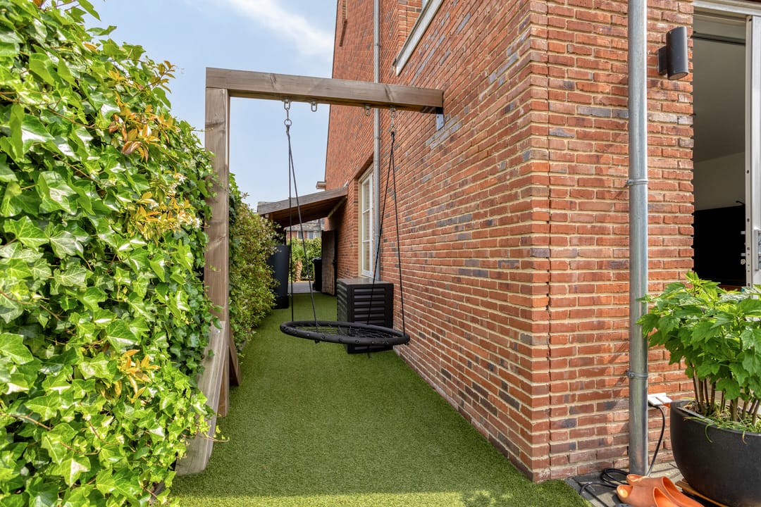 Photo 38 of Caro van Eyckstraat 11