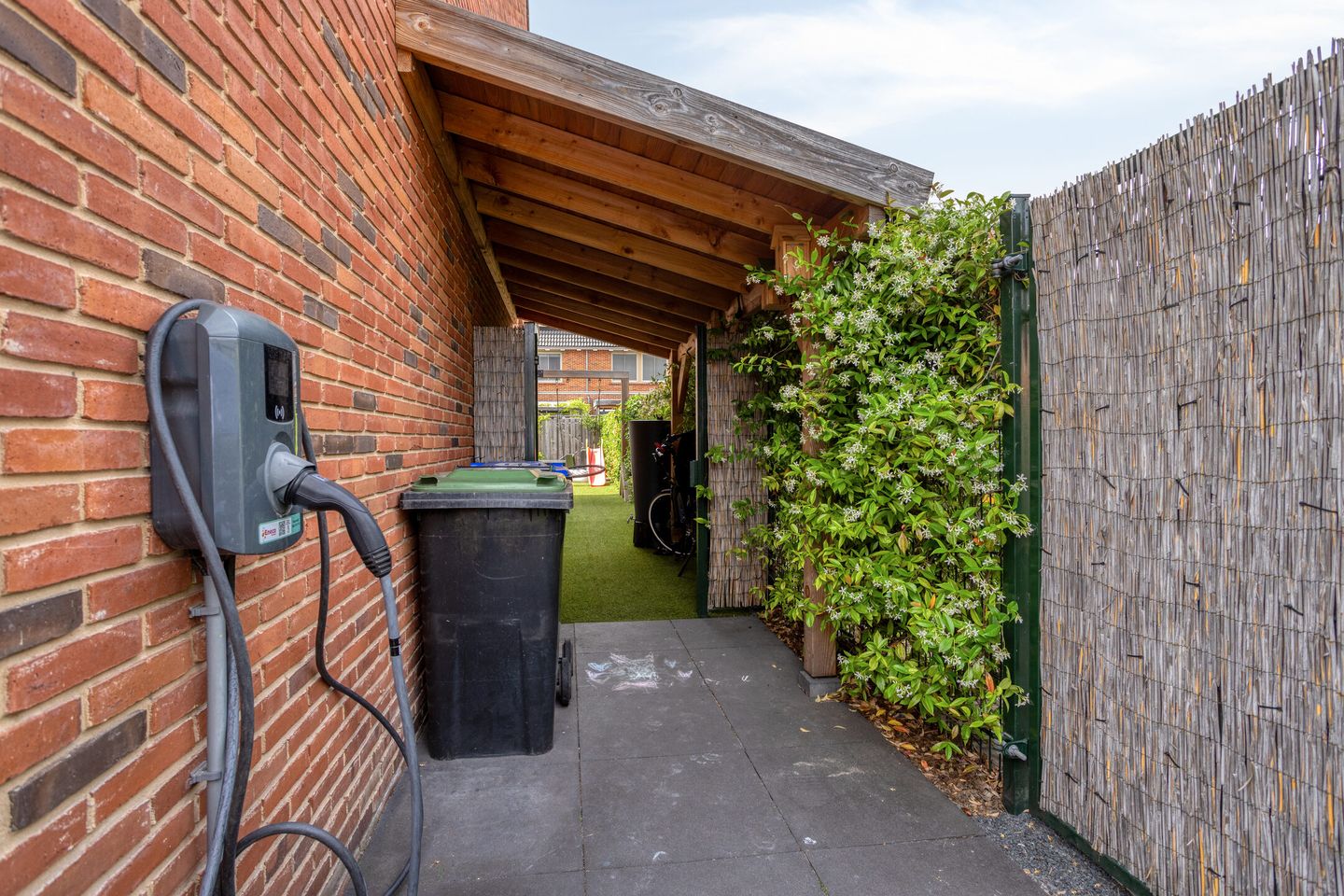 Photo 40 of Caro van Eyckstraat 11