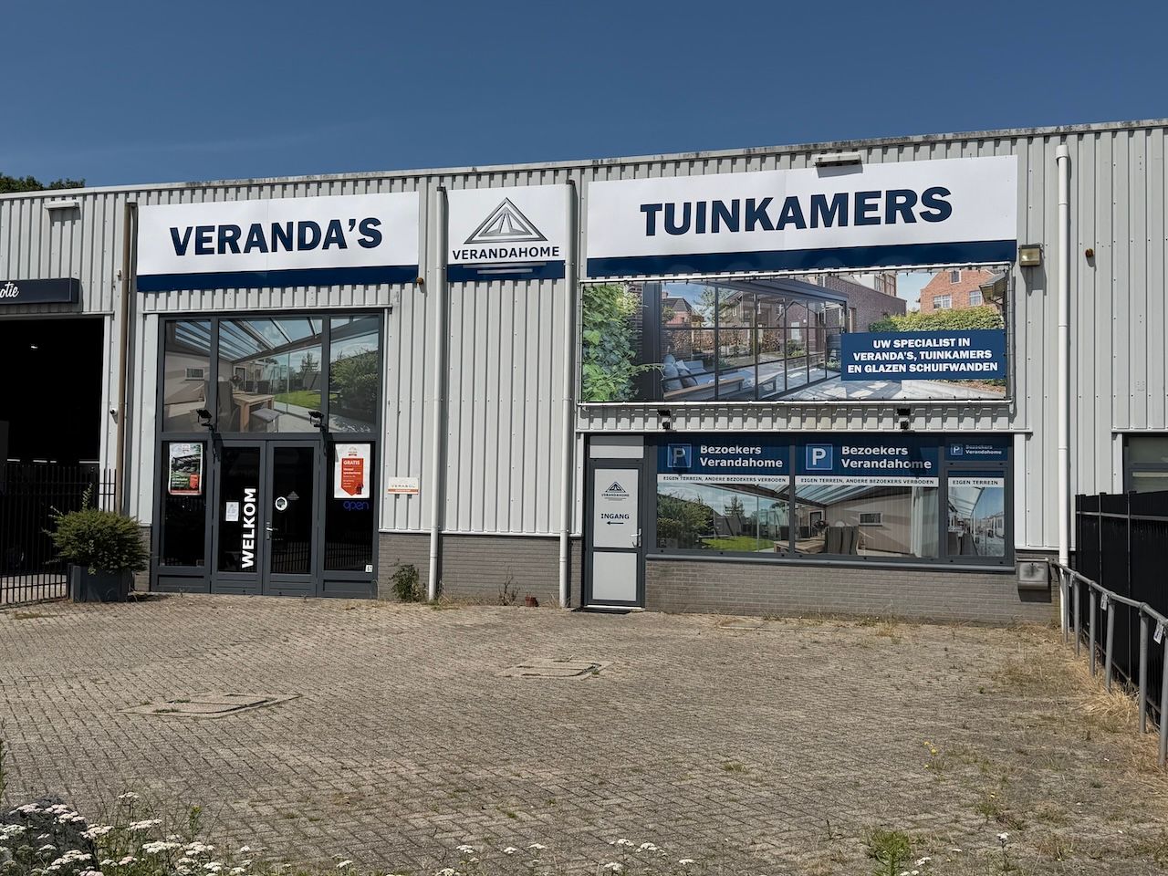 Bekijk foto 1 van Aphroditestraat 61